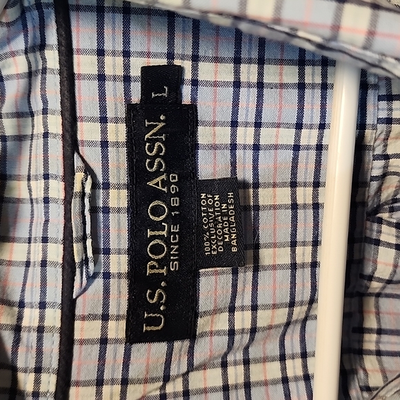 U.S Polo ASSN. Flannel size Large - Picture 3 of 4